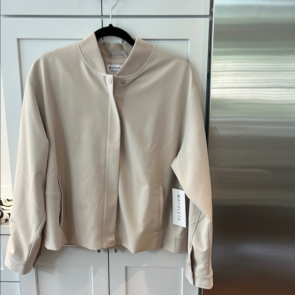 Athleta Endless Bomber Jacket Size XL cream NWT